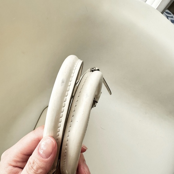 Not For Sale - Louis Vuitton Epi Leather Lockit Vertical Handbag Ivory - Picture 8 of 12